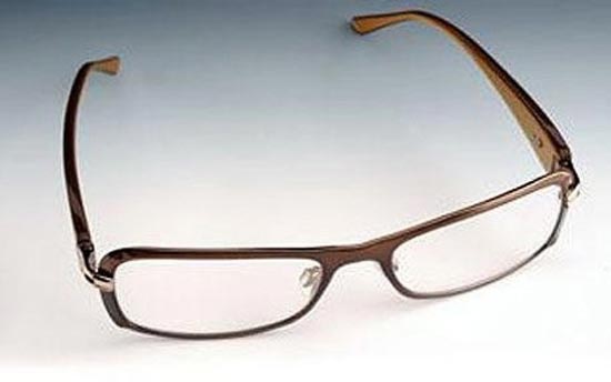 Компанія PixelOptics з Америки розробила інноваційні окуляри нового покоління emPower