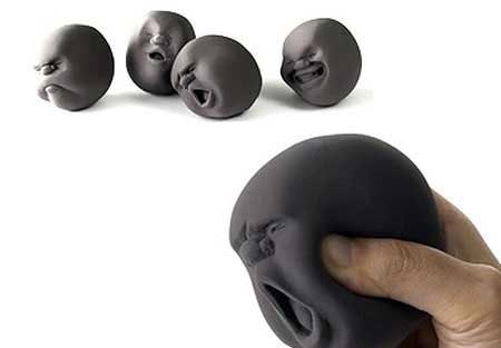 Бізнес-ідея: м'ячики-голови для зняття стресу